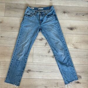 Levis Straight leg jeans